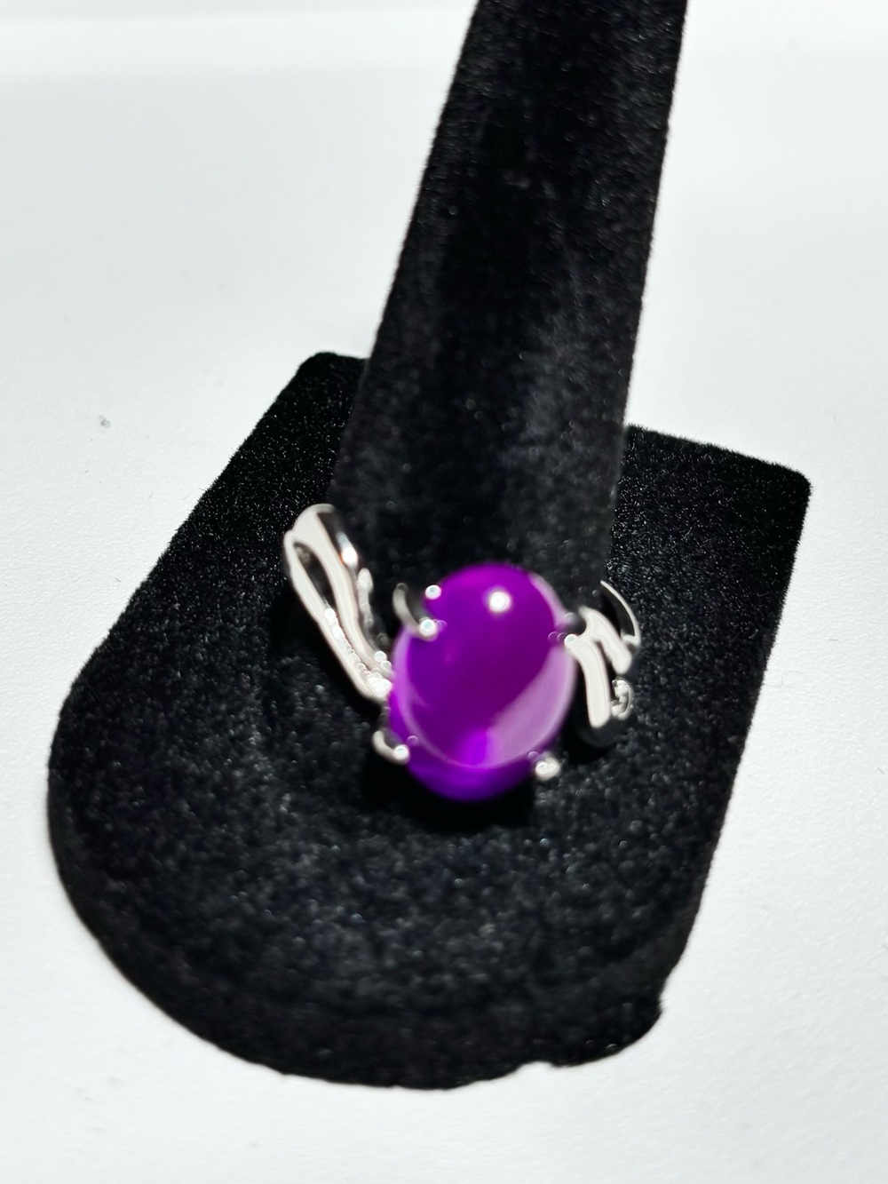 Purple Oval Cabochon Ring  w/ Wavy Design Silver Band- size 9